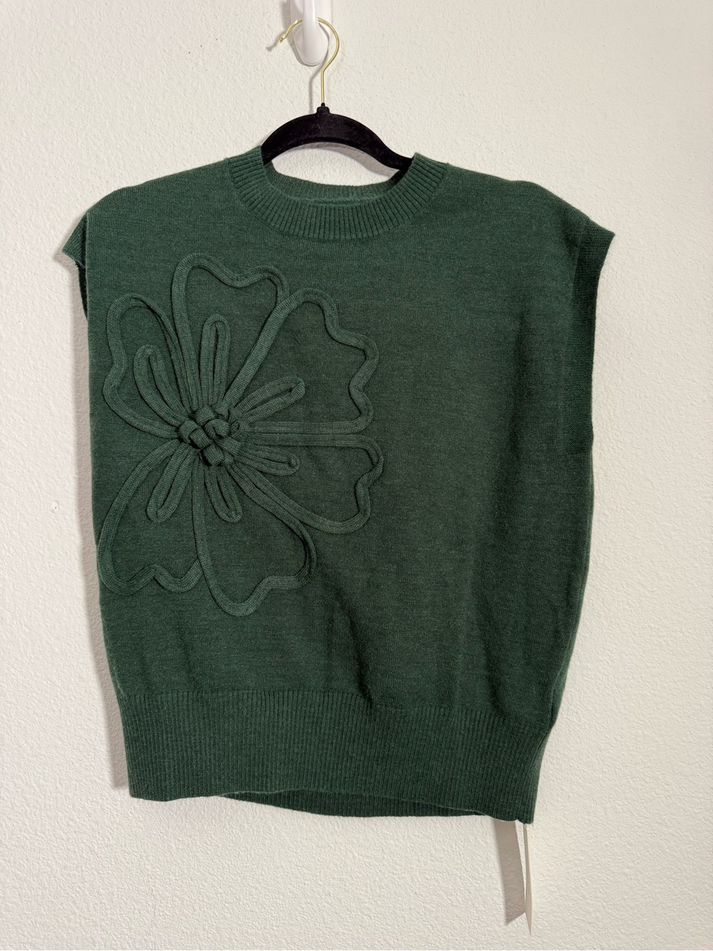 The Commense Forest Green Floral Applique Sweater Vest NWT Soft Girl Cottagecore